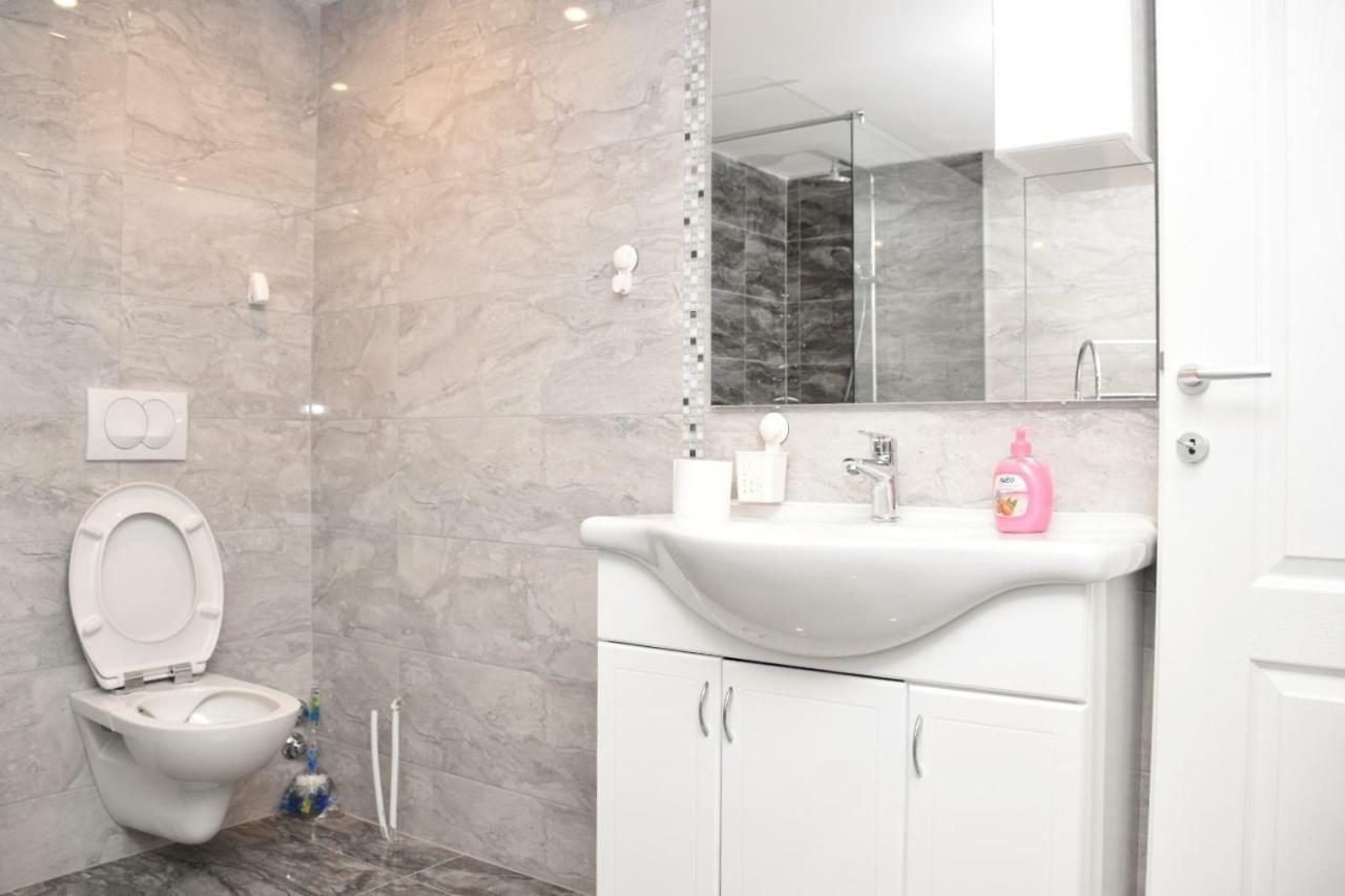 Apartmani Niko Zadar Exteriör bild