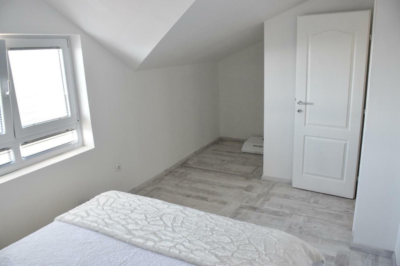Apartmani Niko Zadar Exteriör bild